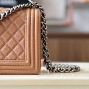 Túi Xách Nữ Chanel Boy Medium Rep 11 Cao Cấp Màu Nâu 25cm (2)