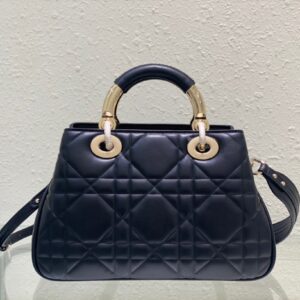 Túi Xách Nữ Dior Lady Replica 11 Cao Cấp Màu Đen Da Mịn 24cm (2)