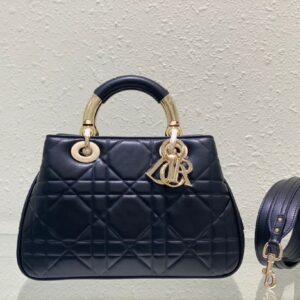 Túi Xách Nữ Dior Lady Replica 11 Cao Cấp Màu Đen Da Mịn 24cm (2)