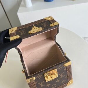 Túi Xách Nữ Louis Vuitton LV Camera Box Replica 11 Họa Tiết Monogram 16x13x7 (2)