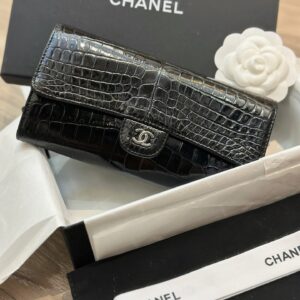 Ví Chanel Crocodile Da Cá Sấu Replica 11 Cao Cấp Màu Đen 12cm (2)