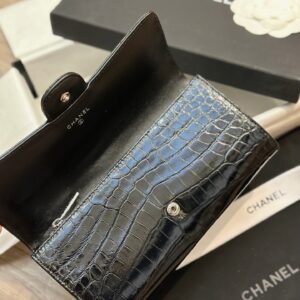 Ví Chanel Crocodile Da Cá Sấu Replica 11 Cao Cấp Màu Đen 12cm (2)