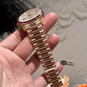 Rolex Day-Date Đính Moissanite Ruby Đỏ Baguette Bọc Vàng 18K 40mm (2)