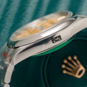 Rolex Oyster Perpetual Replica 1:1 Mặt Vàng King Factory 41mm (4)