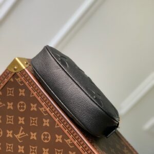 Túi Like Auth Louis Vuitton Mini Moon Da Bê Họa Tiết LV Dập Chìm 20 (2)