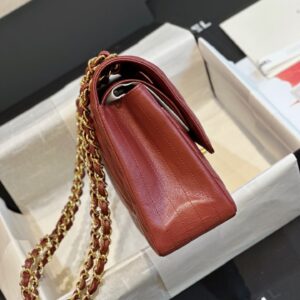 Túi Xách Chanel Classic Jumbo Da Hạt Carvia Like Auth Màu Đỏ 30cm (2)