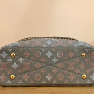 Túi Xách Louis Vuitton Bella Tote Họa Tiết LV Rep 11 Cao Cấp 32x23cm (2)