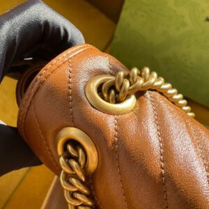 Túi Xách Nữ Gucci Marmont Siêu Cấp Màu Nâu Da Trơn 22cm (2)