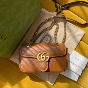 Túi Xách Nữ Gucci Marmont Siêu Cấp Màu Nâu Da Trơn 22cm (2)