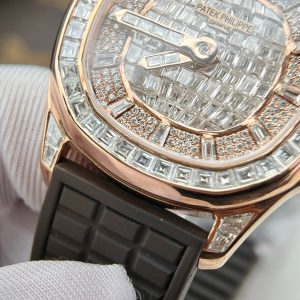 Patek Philippe Aquanaut 5062 Đính Kim Cương Moissanite Replica 11 35 (2)
