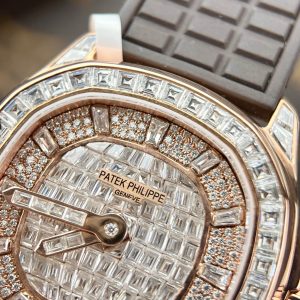 Patek Philippe Aquanaut 5062 Đính Kim Cương Moissanite Replica 11 35 (2)