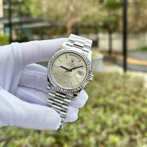 Rolex Day-Date 228239 Replica 1:1 Thụy Sỹ Dây Kim Loại GM Factory 40mm