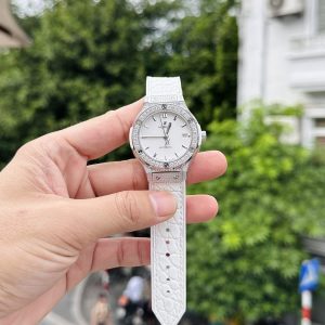 Đồng Hồ Hublot Classic Fusion Đính Đá Màu Trắng Nhà Máy HB 38mm (1)