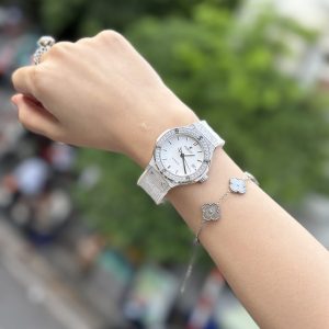 Đồng Hồ Hublot Classic Fusion Đính Đá Màu Trắng Nhà Máy HB 38mm (1)