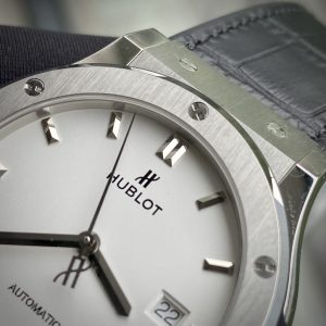 Đồng Hồ Hublot Classic Fusion Replica 11 Mặt Trắng Nhà Máy JJF 42mm (1)
