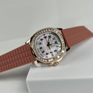 Đồng Hồ Patek Philippe Aquanaut 5072R Bọc Vàng Đính Moissanite 35 (12)