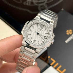 Đồng Hồ Patek Philippe Nautilus 7010 Fake Cao Cấp Nhất Nữ Máy Pin 32mm (1)