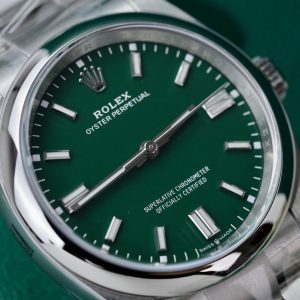 Đồng Hồ Rolex Replica Oyster Perpetual 126000 Mặt Xanh Lá Cây Máy Clean 41mm (5)