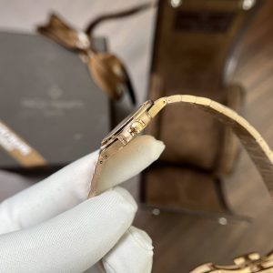 Patek Philippe Nữ Dây Kim Loại Đính Đá Nautilus 7010 Màu Vàng Hồng 32mm (4)