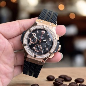 Đồng Hồ Hublot Chế Tác Big Bang Chronograph King Gold Viền Đính Đá 44mm (5)