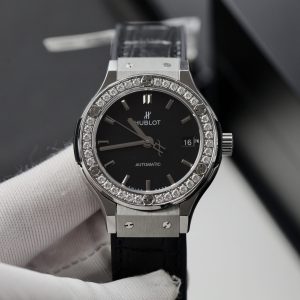 Đồng Hồ Hublot Classic Fusion Đính Kim Cương Moissanite Màu Đen Nhà Máy HB 42mm (9)