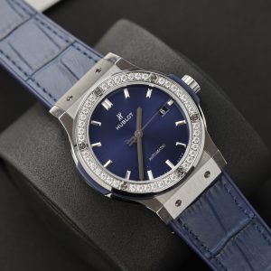 Đồng Hồ Hublot Nam Rep 11 Đính Kim Cương Moissanite Màu Xanh Blue Nhà Máy APS 42mm (9)