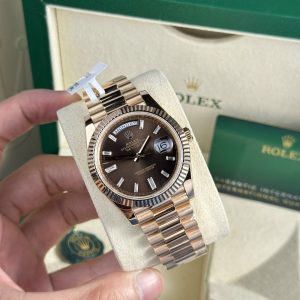 Đồng Hồ Rolex Chế Tác Bọc Vàng 18K Day-Date 228235 Mặt Nâu 178 Gram GM Factory 40mm (9)
