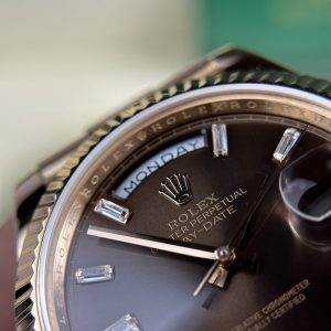 Đồng Hồ Rolex Chế Tác Bọc Vàng 18K Day-Date 228235 Mặt Nâu 178 Gram GM Factory 40mm (9)