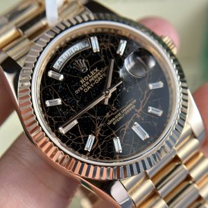 Đồng Hồ Rolex Chế Tác Bọc Vàng Day-Date 228235 Mặt Nham Thạch Nhà Máy GM 178 Grams 40mm (1)