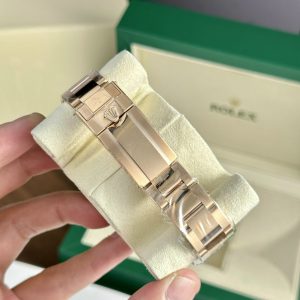 Đồng Hồ Rolex Cosmograph Daytona 116505 Chế Tác Cọc Số Đá Baguette Nhà Máy Clean 40mm (11)