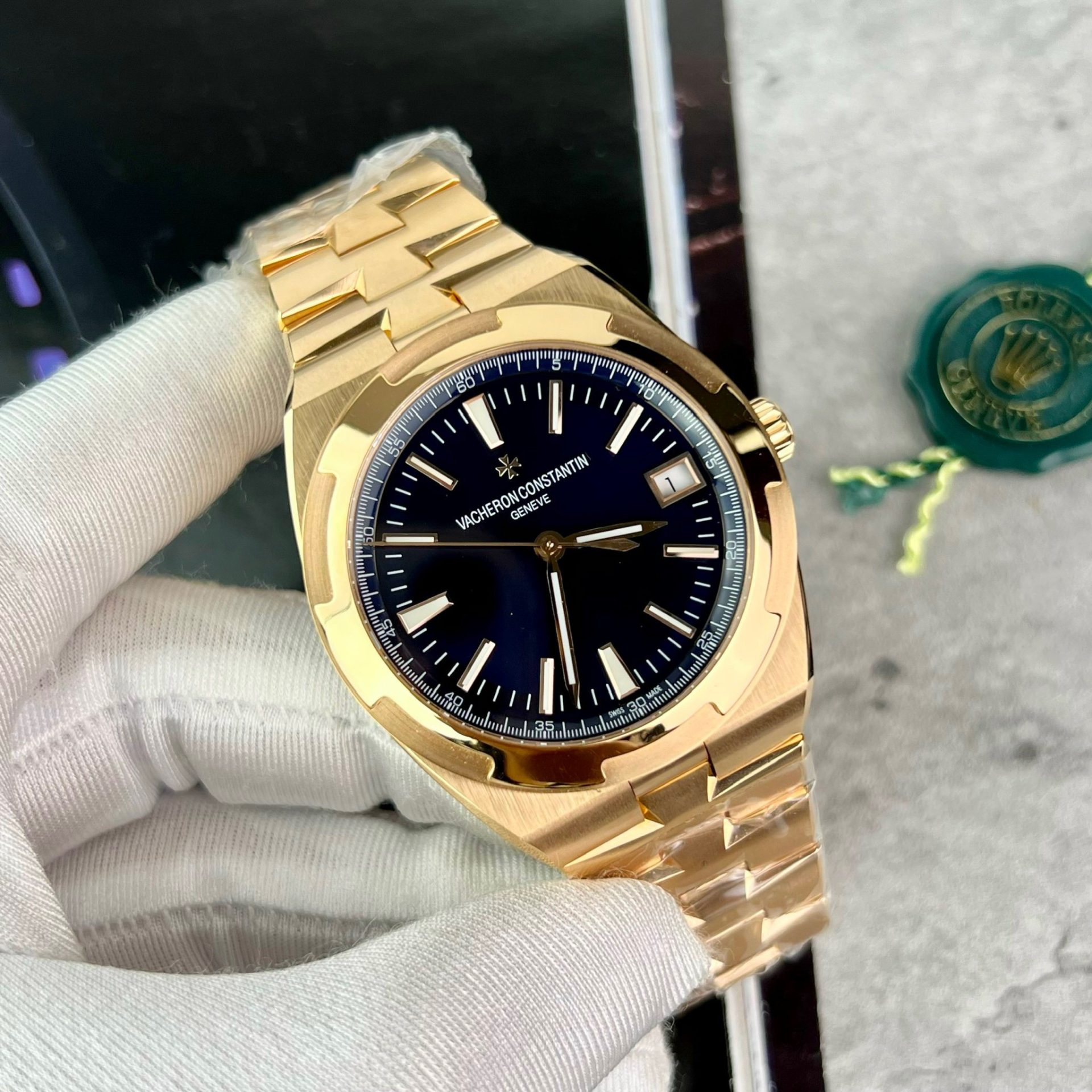 Đồng Hồ Vacheron Replica Cao Cấp Constantin Overseas 4500V Nhà Máy PPF 41mm (8) Vacheron Constantin Replica Cao Cấp Overseas 4500V Nhà Máy PPF 41mm