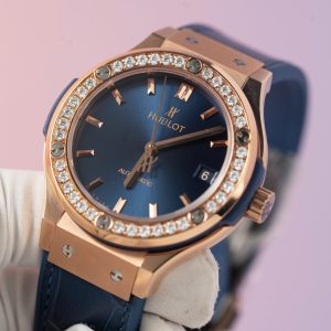 Đồng Hồ Hublot Classic Fusion King Gold Màu Xanh Blue Niềng Kim Cương Moissanite 38mm (2)