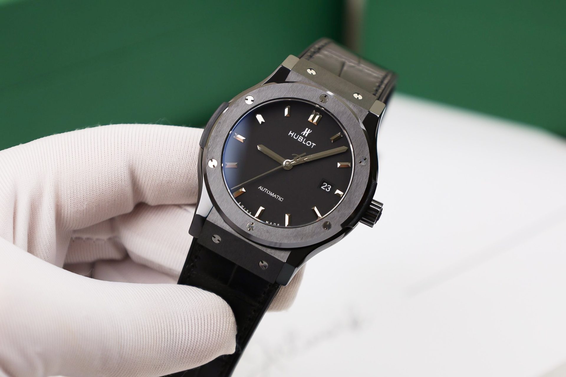 Đồng Hồ Hublot Nam Rep 1:1 Vỏ Gốm Đen Máy Tinh Chỉnh SW300 JJZ Factory 42mm (1) Đồng Hồ Hublot Nam Rep 1:1 Vỏ Gốm Đen Máy Tinh Chỉnh SW300 JJZ Factory 42mm (1)