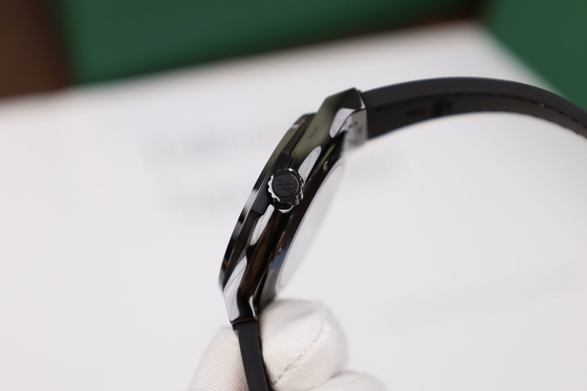 Đồng Hồ Hublot Nam Rep 11 Vỏ Gốm Đen Máy Tinh Chỉnh SW300 JJZ Factory 42mm (5) Đồng Hồ Hublot Nam Rep 11 Vỏ Gốm Đen Máy Tinh Chỉnh SW300 JJZ Factory 42mm (1)