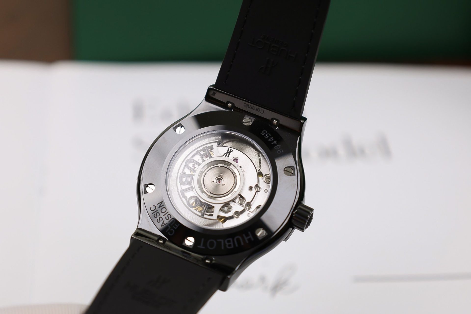 Đồng Hồ Hublot Nam Rep 11 Vỏ Gốm Đen Máy Tinh Chỉnh SW300 JJZ Factory 42mm (7) Đồng Hồ Hublot Nam Rep 11 Vỏ Gốm Đen Máy Tinh Chỉnh SW300 JJZ Factory 42mm (1)