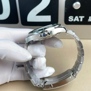 Đồng Hồ Omega Replica Cao Cấp Seamaster Diver 300M Màu Xanh Lá Nhà Máy VS 42mm (1)