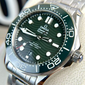 Đồng Hồ Omega Replica Cao Cấp Seamaster Diver 300M Màu Xanh Lá Nhà Máy VS 42mm (1)