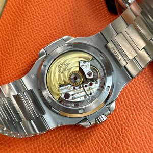 Đồng Hồ Patek Philippe Replica Cao Cao Cấp Nautilus 5719 Đính Full Đá 40mm (10)