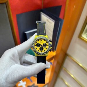 Đồng Hồ Rolex Chế Tác Vỏ Carbon Màu Vàng Cosmograph Daytona Diw 40mm (1)