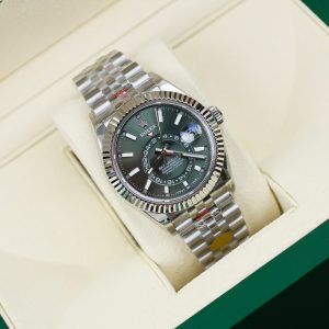 Đồng Hồ Rolex Replica Cao Cấp Sky Dweller Mặt Xanh Lá Cây Dây Jubilee 42mm (5)
