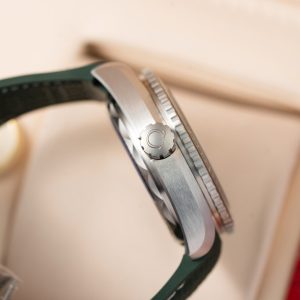 Omega Planet Ocean 600M Chế Tác Mặt Vân Xước Xám Dây Cao Su VS Factory 43 (2)