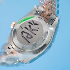 Rolex DateJust Replica 11 Cao Cấp Nữ Mặt Khảm Xà Cừ Bọc Vàng Thật 31mm (2)