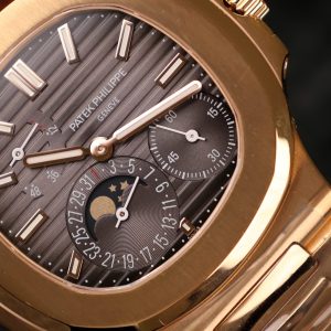 Đồng Hồ Patek Philippe Nautilus 5712 Bọc Vàng Mặt Xám Nhà Máy PPF 40mm (10)