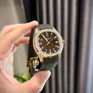 Patek Philippe Aquanaut 5167R Chế Tác Bọc Vàng Đính Kim Cương Moissanite Baguette 40mm (2)