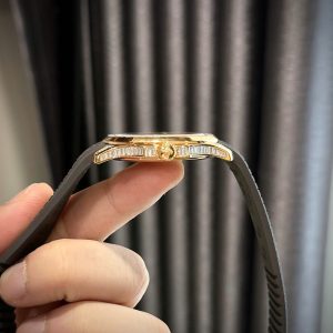 Patek Philippe Aquanaut 5167R Chế Tác Bọc Vàng Đính Kim Cương Moissanite Baguette 40mm (2)