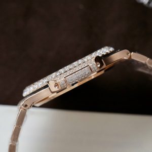 Patek Philippe Nautilus 5711 Chế Tác Bọc Vàng Thật + Đính Full Kim Cương Moissanite Hong Kong 40mm (2)