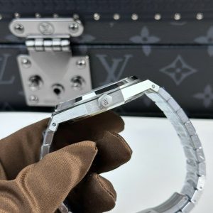 Audemars Piguet Royal Oak 15400ST Replica Cao Cấp Mặt Trắng Nhà Máy APS 41mm (7)