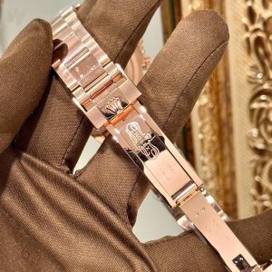 Đồng Hồ Rolex Daytona 126595TBR Bọc Vàng Đính Moissanite Chế Tác Hong Kong 40mm (2)