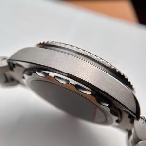 Omega Seamaster Planet Ocean 6000M Ultra Deep Replica 11 Mặt Xanh Nhà Máy VS 45 (3)