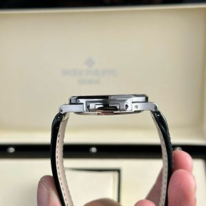Patek Philippe Nautilus 5712 Rep 11 Cao Cấp Mặt Xám Dây Da Nhà Máy PPF 40mm (2)